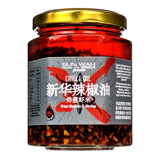 SUN WAH CHILLI OIL 180G