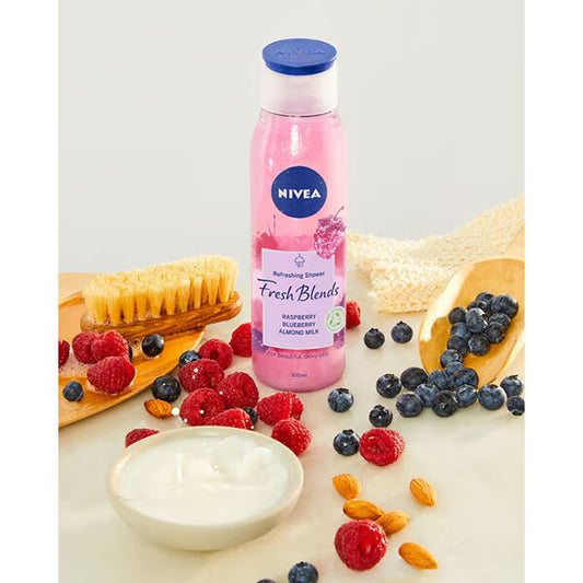 Nivea Fresh Blends - Raspberry, Blueberry & Almond Milk 300ML