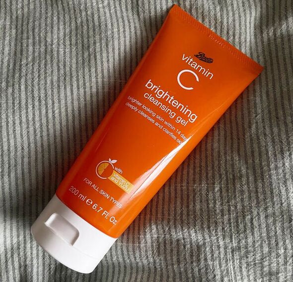 Boots Vitamin C Brightening Cleansing Gel 200ML